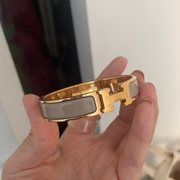 Hermes Clic H Bracelet - Picture 2 of 4